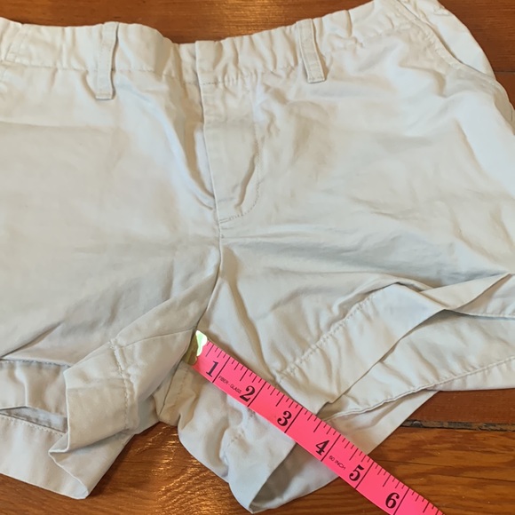 Old Navy khaki shorts 4 - Picture 5 of 5